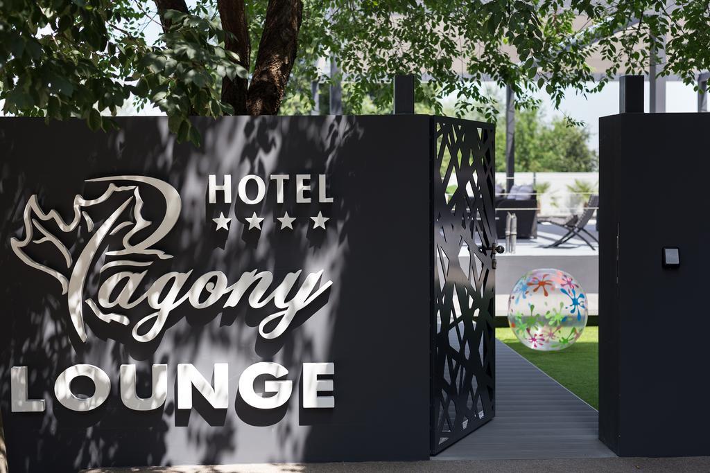 Hotel Pagony Wellness Nyíregyháza Exterior foto